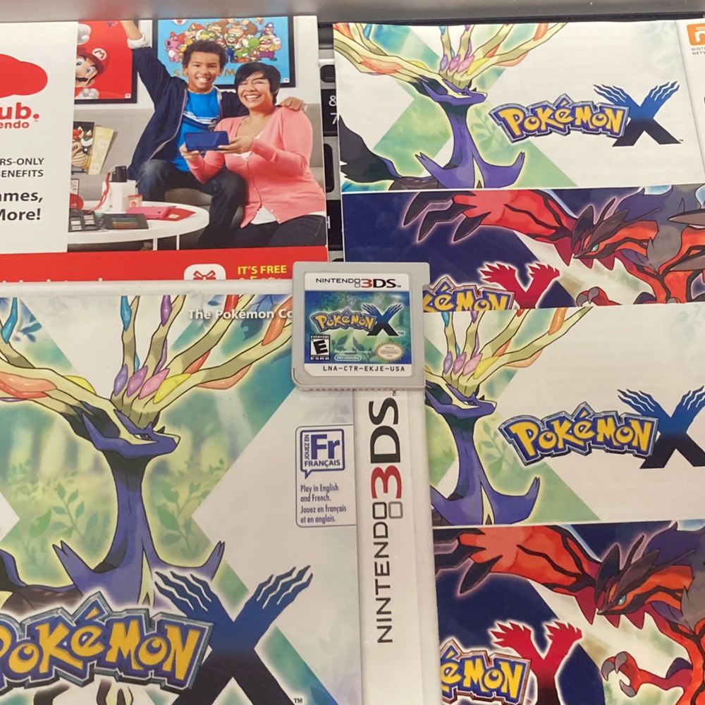 Pokemon X for Nintendo 3DS - Blue and Red Cover